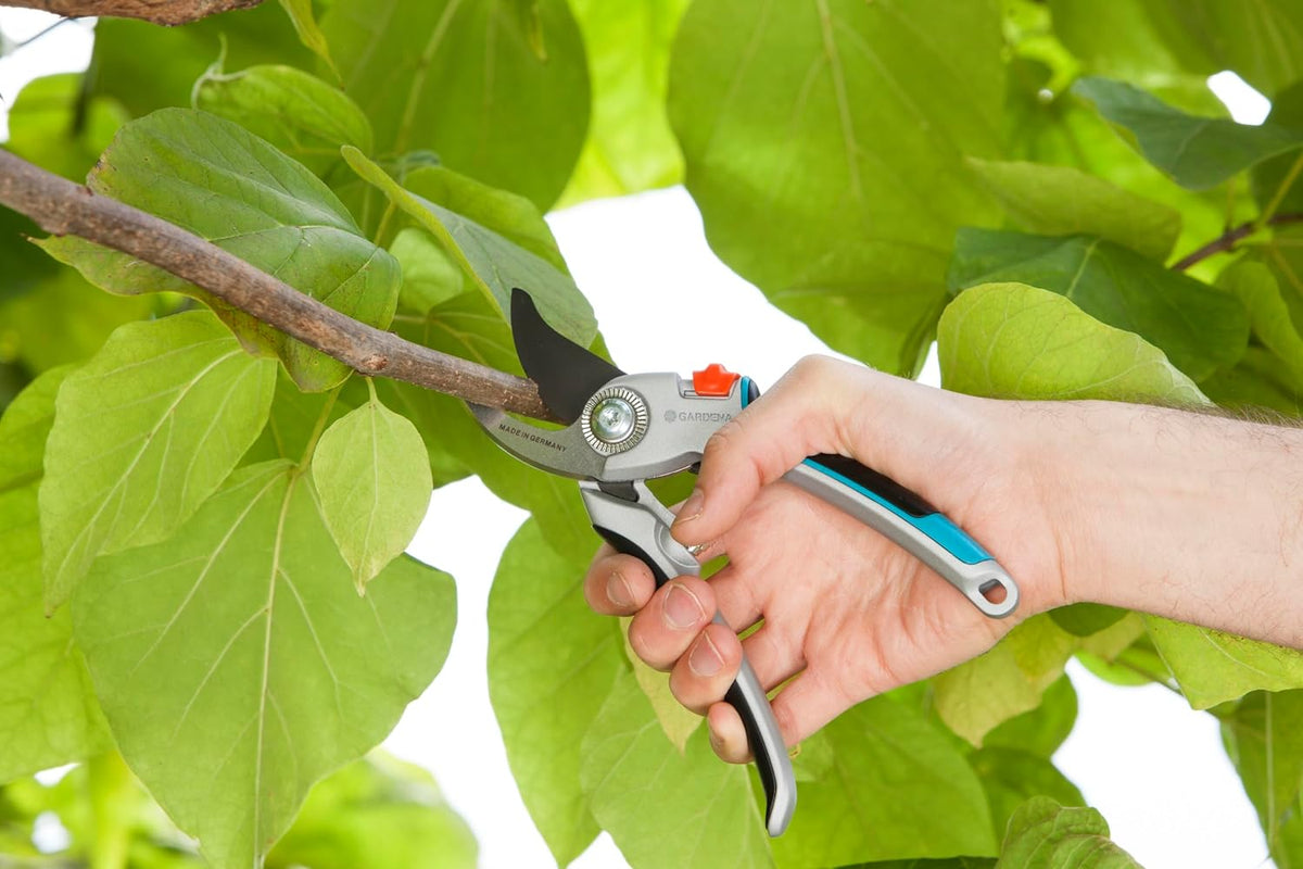 GARDENA Adjustable Bypass Pruning Shears, 1 in. Max Cut - 08906