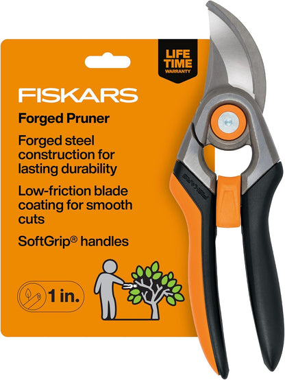Fiskars 2-Piece Garden Tool Set, Folding Hand Saw & Pruning Shears